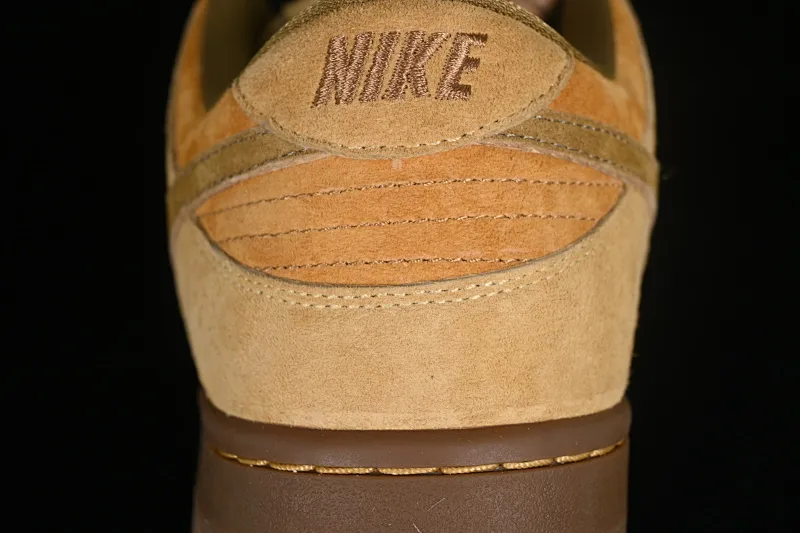 All categories Nk SB Dunk series Nk SB Dunk Low low-top sneakers K version Nk Dunk Low fallen leaf yellow SB low-top sports and leisure sneakers 883232-700
